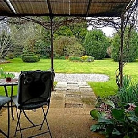 Chambre D'Hote - Ilse'S Garden Chair La Porcherie Ngoại thất bức ảnh